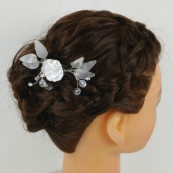 Bruidsaccessoires - Haarmode Julia