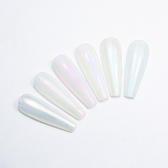 Nagelpoeder met spiegeleffect - Molly Nails nr. 8 Nagelpoeder met spiegeleffect - Molly Nails nr. 8
